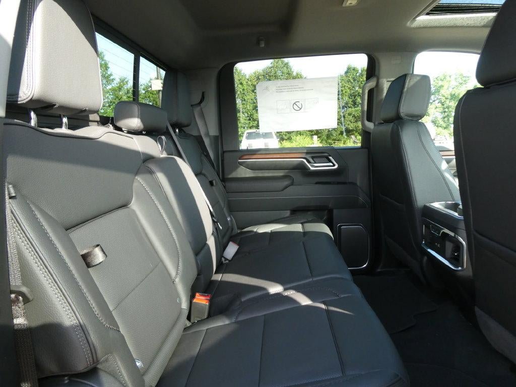 New 2026 GMC Sierra 2500 Denali w/ Denali Reserve Package AWD/4WD image 15