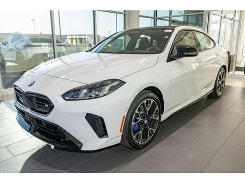 New 2026 BMW M235i xDrive w/ Technology Package image 3