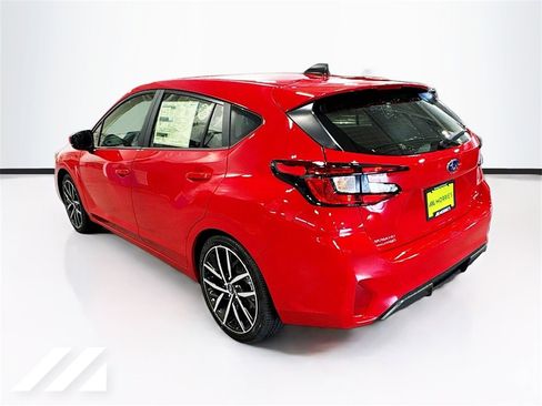 Used 2025 Subaru Impreza 2.0i Sport image 7