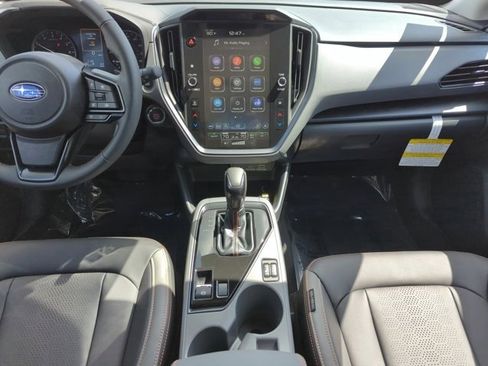 Used 2025 Subaru Crosstrek 2.5i Limited image 12