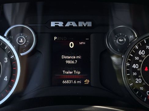 Used 2024 RAM 3500 Big Horn AWD/4WD image 17