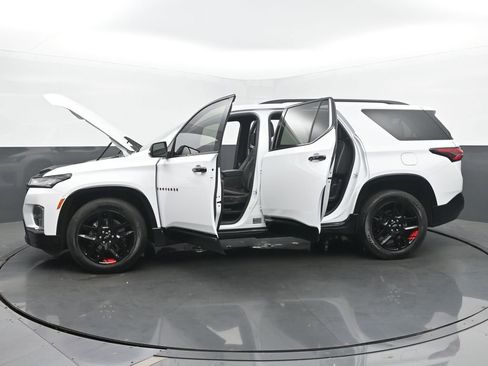 Used 2023 Chevrolet Traverse Premier w/ Redline Edition image 57
