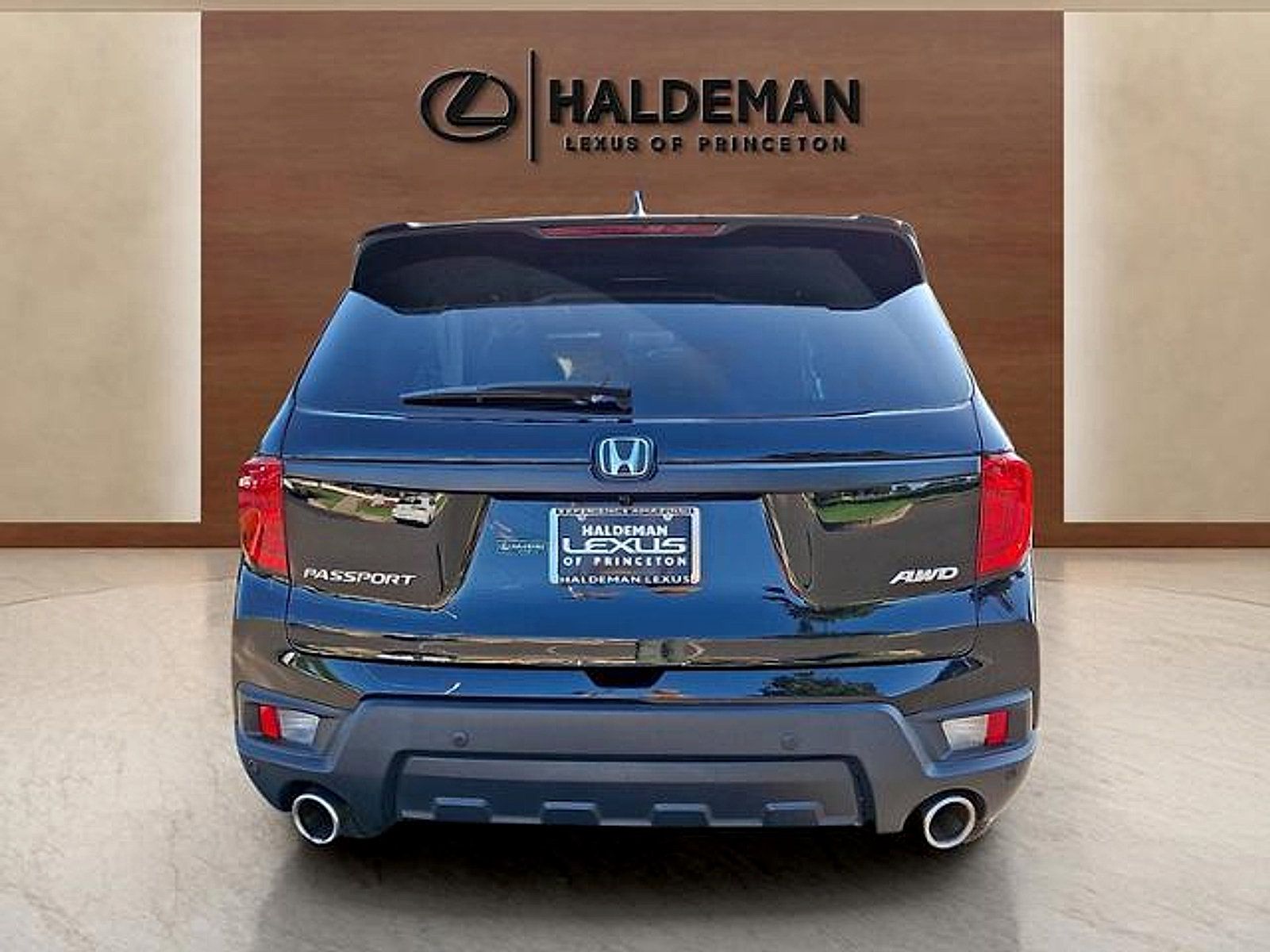Used 2022 Honda Passport EX-L image 5