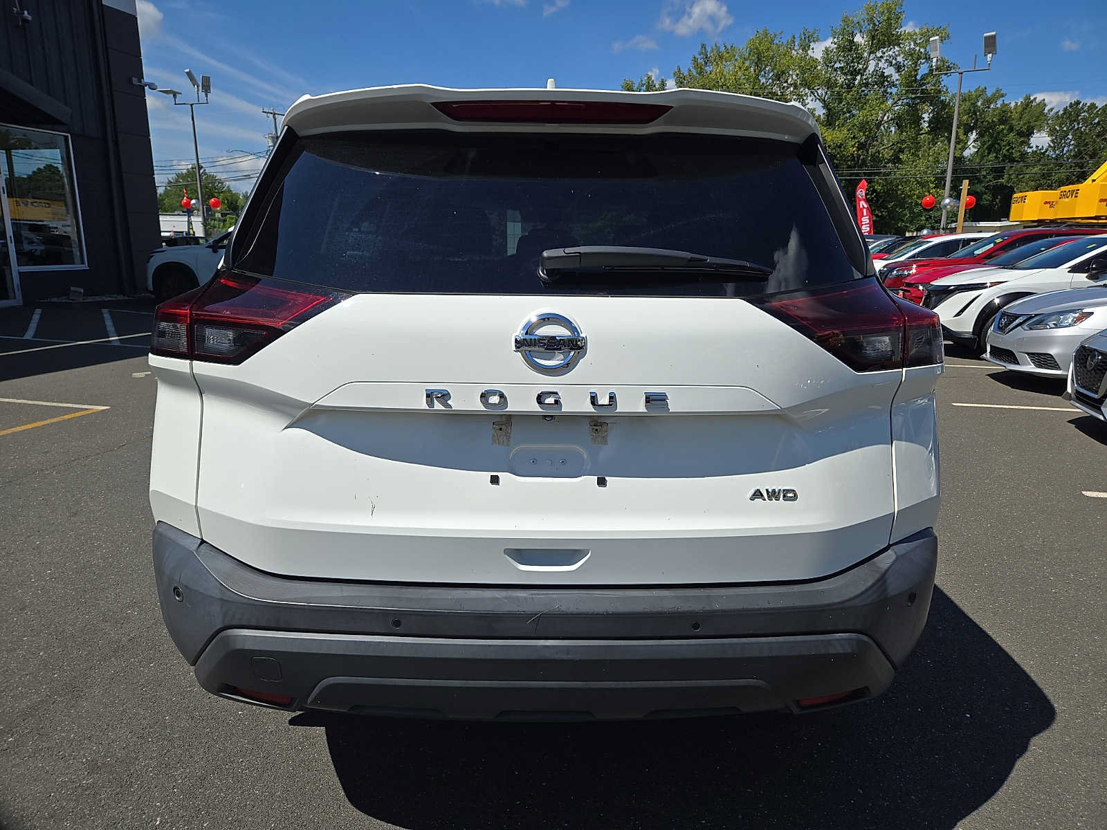 Used 2021 Nissan Rogue S AWD/4WD image 5