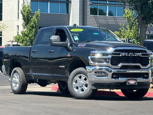 New 2025 RAM 2500 Big Horn image 3