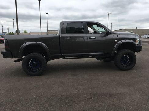 Used 2014 RAM 3500 Laramie w/ Convenience Group AWD/4WD image 7