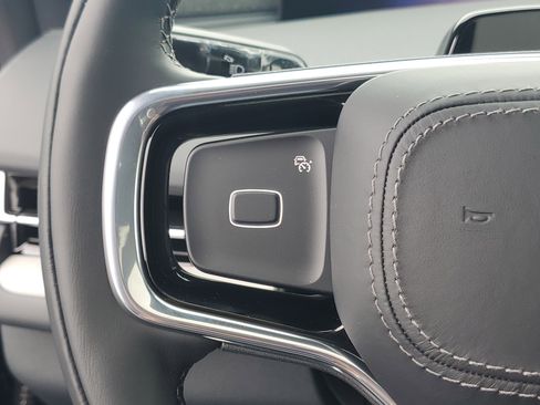 New 2026 Lincoln Navigator Reserve image 17