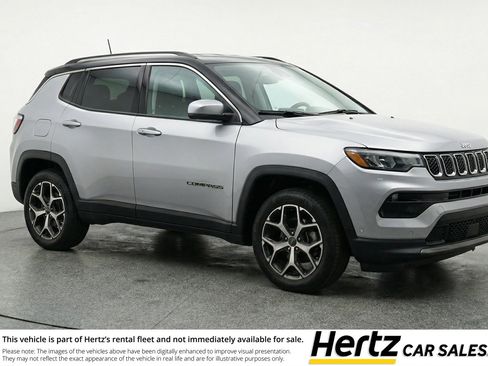 Used 2025 Jeep Compass Limited AWD/4WD image 1