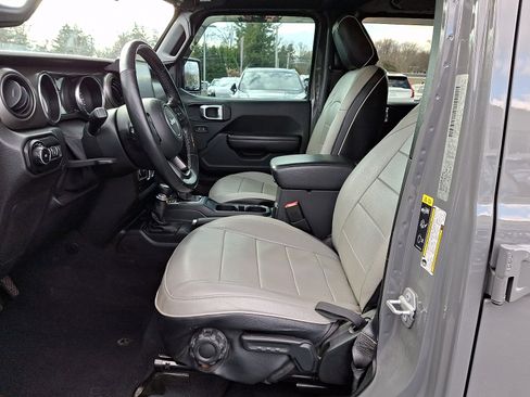 Used 2020 Jeep Wrangler Unlimited Sport S image 13