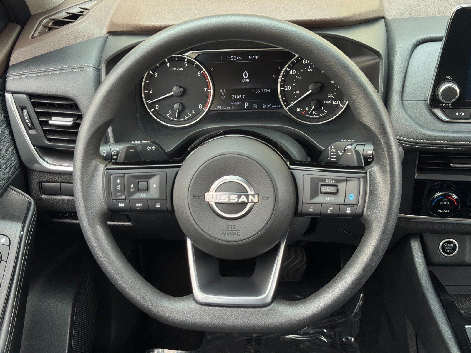 Used 2023 Nissan Rogue SV FWD image 17