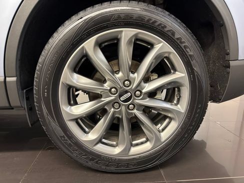 Used 2022 Lincoln Corsair AWD w/ Premium Package image 7