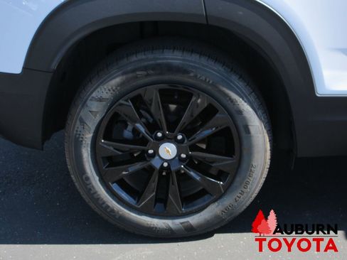 Used 2022 Chevrolet TrailBlazer LS image 3