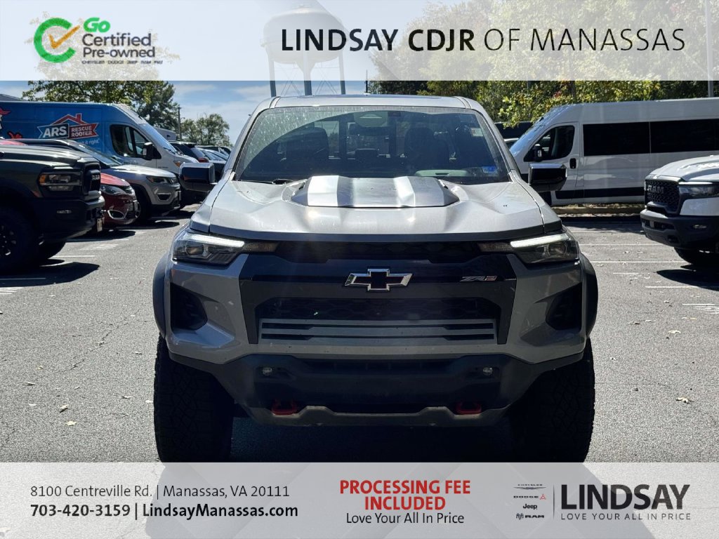 Used 2026 Chevrolet Colorado ZR2 w/ Technology Package AWD/4WD image 3