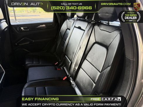 Used 2020 Porsche Cayenne AWD/4WD image 12