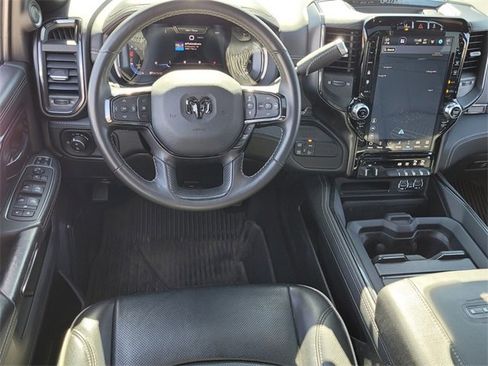 Used 2024 RAM 2500 Limited image 10