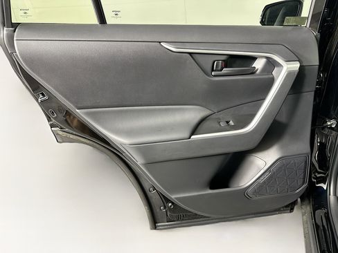 Used 2025 Toyota RAV4 LE image 25