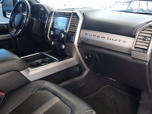 Used 2019 Ford F250 Platinum w/ Platinum Ultimate Package image 52