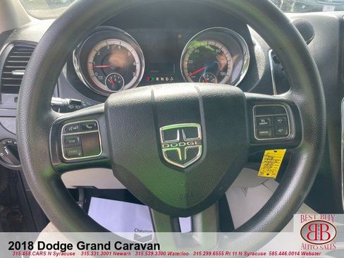 Used 2018 Dodge Grand Caravan SE w/ UConnect Hands-Free Group image 14