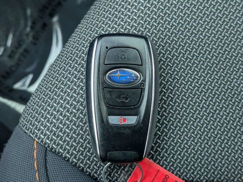 Used 2021 Subaru Crosstrek 2.0i Premium w/ Moonroof Package AWD/4WD image 33