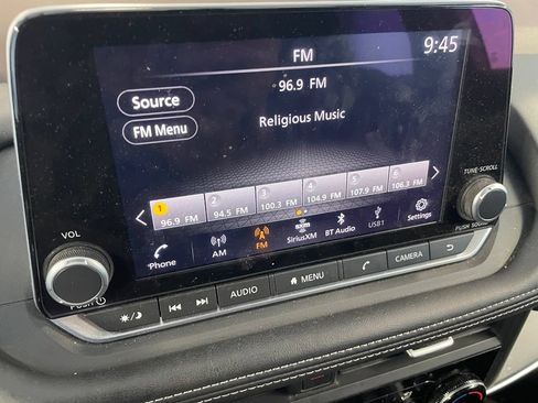 Certified 2023 Nissan Rogue S FWD image 15