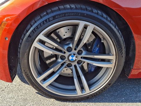 Used 2016 BMW M3 Base image 9