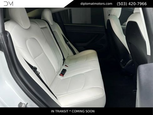 Used 2021 Tesla Model 3 Standard Range Plus image 21