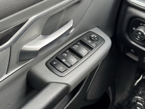 Used 2021 RAM 1500 Big Horn image 29