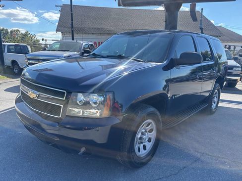 Used 2008 Chevrolet Tahoe 4WD w/ Max Trailering Package image 2