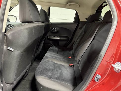 Used 2014 Nissan Juke SV AWD/4WD image 18