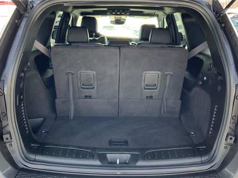 Used 2024 Dodge Durango GT image 12