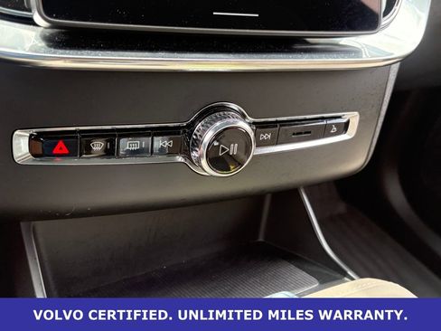 Certified 2026 Volvo XC90 B6 Plus w/ Protection Package Premier AWD/4WD image 23