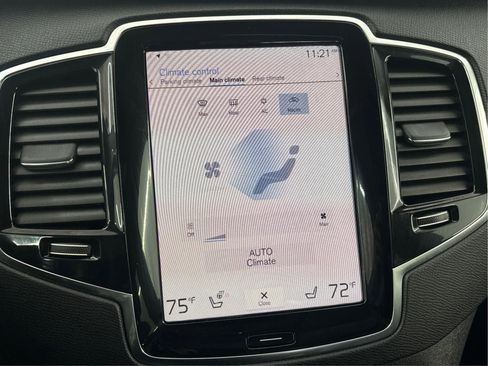 Used 2022 Volvo XC90 T5 Momentum w/ Advanced Package image 39