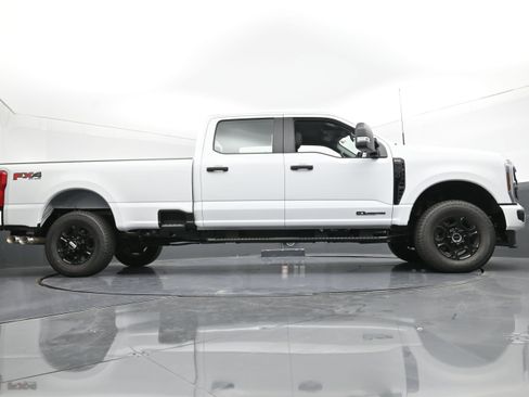 New 2026 Ford F250 XL w/ STX Appearance Package image 17