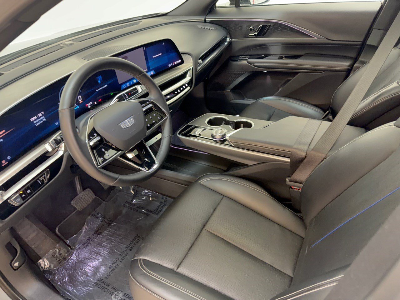 Used 2024 Cadillac Lyriq Luxury RWD image 4