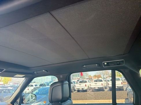 Used 2019 Land Rover Range Rover HSE AWD/4WD image 17