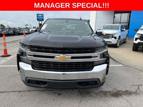 Used 2020 Chevrolet Silverado 1500 LT w/ All-Star Edition AWD/4WD image 8