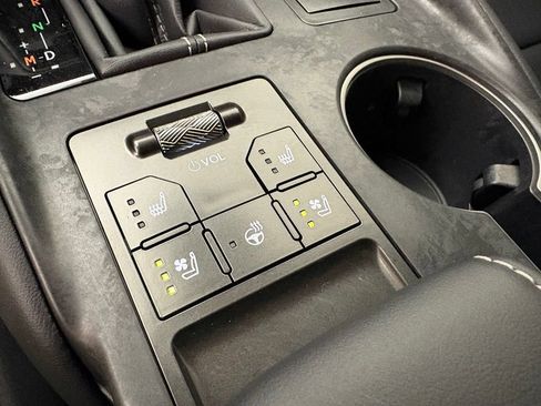 Used 2026 Lexus IS 350 F Sport w/ Accessory Package Z1 RWD image 39