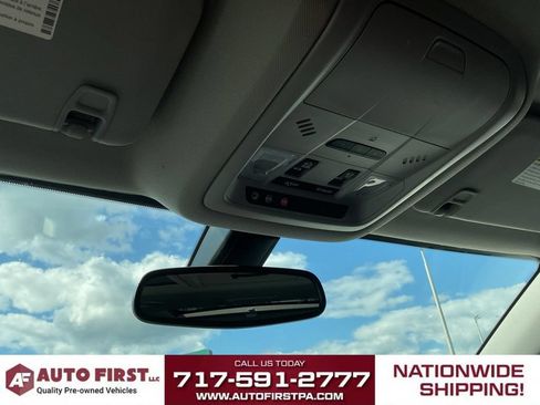 Used 2019 GMC Acadia SLT AWD/4WD image 24