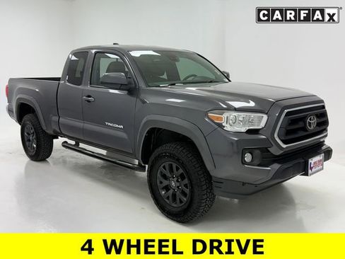 Used 2022 Toyota Tacoma SR5 w/ SR5 Appearance Package (SM) AWD/4WD image 1