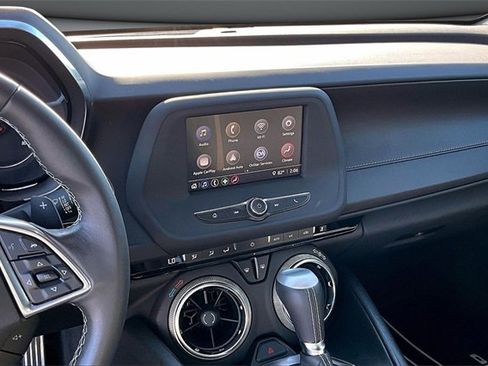 Used 2021 Chevrolet Camaro LT w/ RS Package image 9