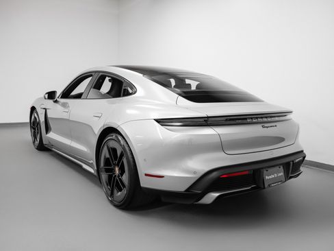 New 2025 Porsche Taycan image 3