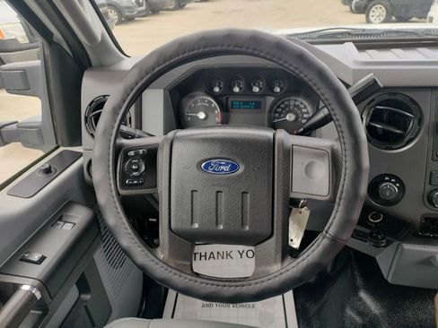 Used 2011 Ford F250 XL w/ PWR Equipment Group image 35