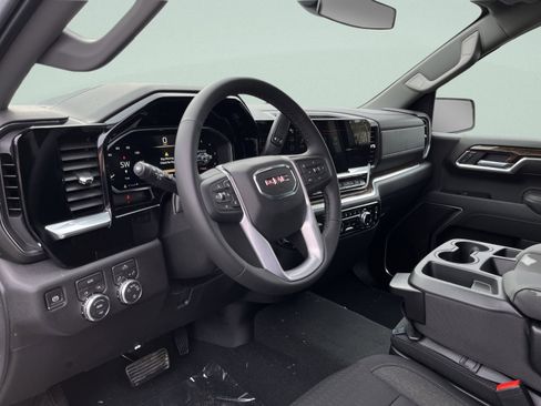 New 2026 GMC Sierra 1500 SLE w/ Preferred Package image 14