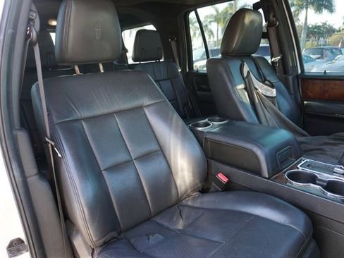 Used 2013 Lincoln Navigator 2WD w/ HD Trailer Tow Pkg image 2