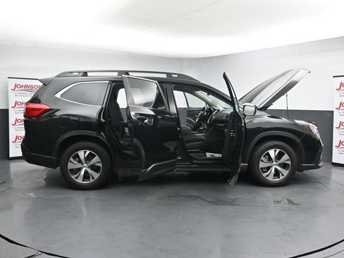 Used 2023 Subaru Ascent Premium AWD/4WD image 41