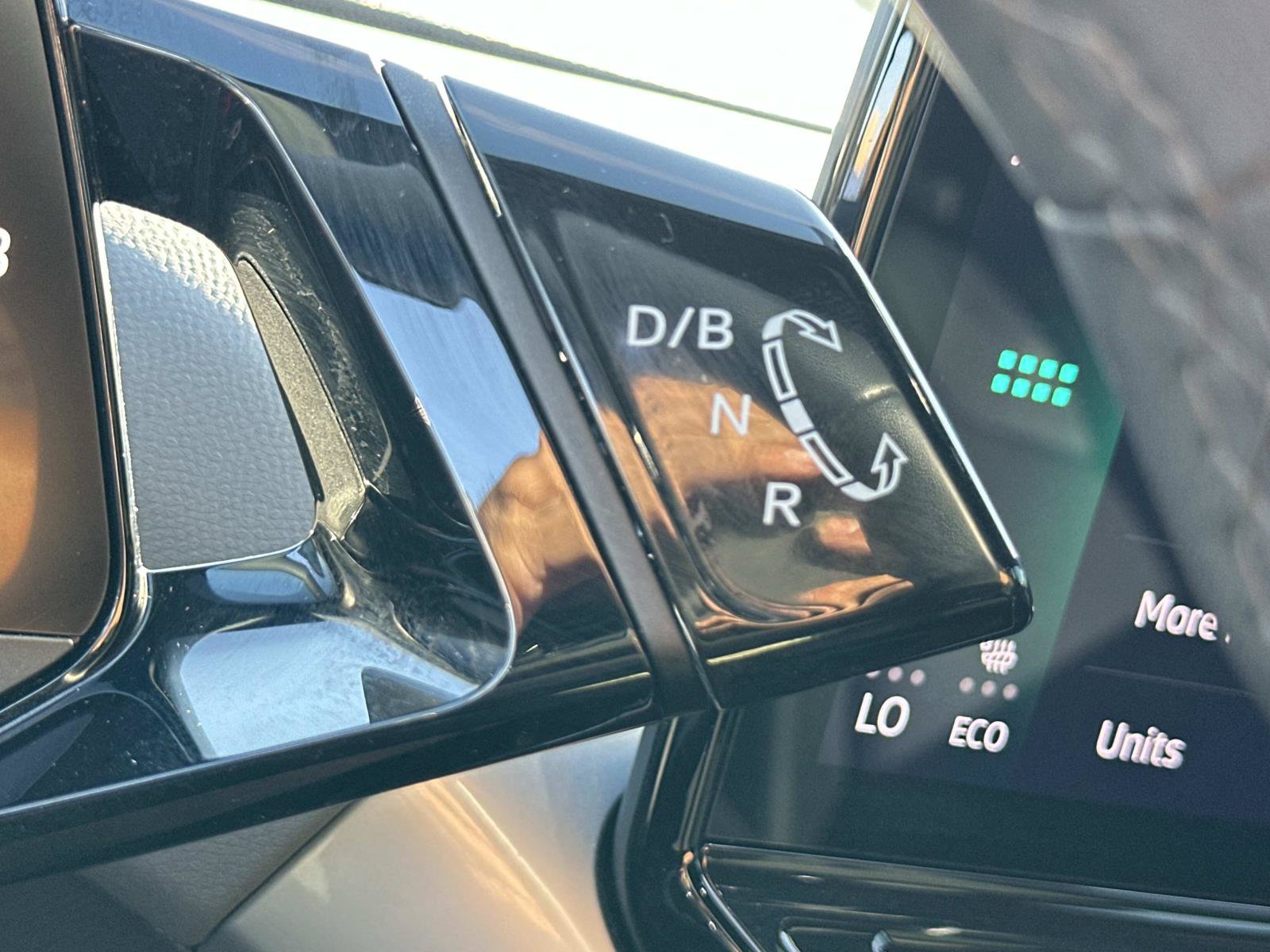 Certified 2023 Volkswagen ID.4 Pro S AWD/4WD image 17