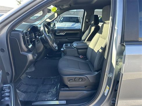 Used 2024 Chevrolet Silverado 1500 LT image 18