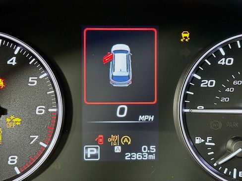 Certified 2025 Subaru Outback Premium w/ Popular Package #1A image 12