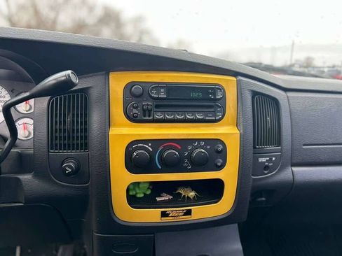 Used 2004 Dodge Ram 1500 Truck SLT w/ Sport Appearance Group image 14