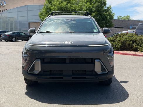 Used 2024 Hyundai Kona SEL AWD/4WD image 2